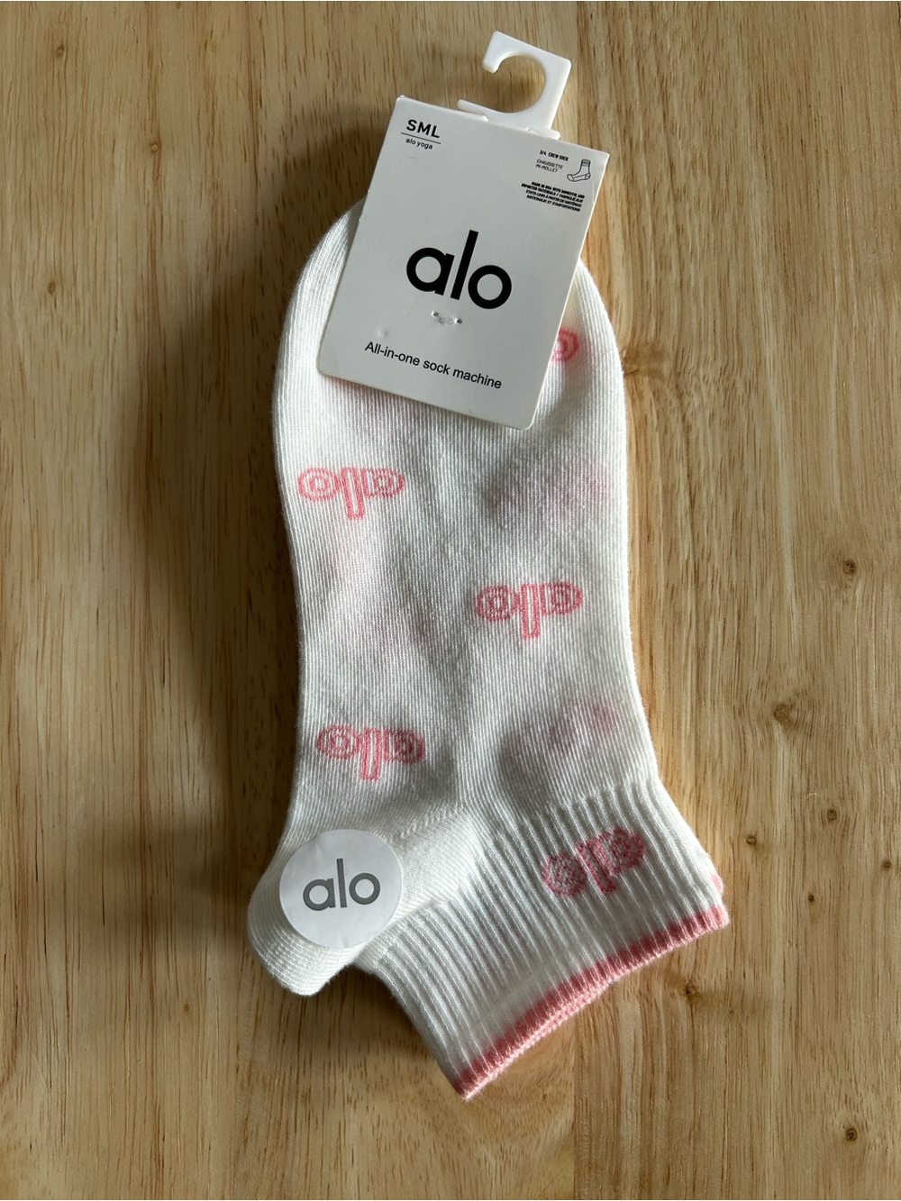 ALO Yoga Men’s White Ankle Socks with Pink Logo Accents
